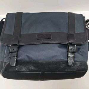 Coach D1182-70469 Black and Navy Messenger Bag